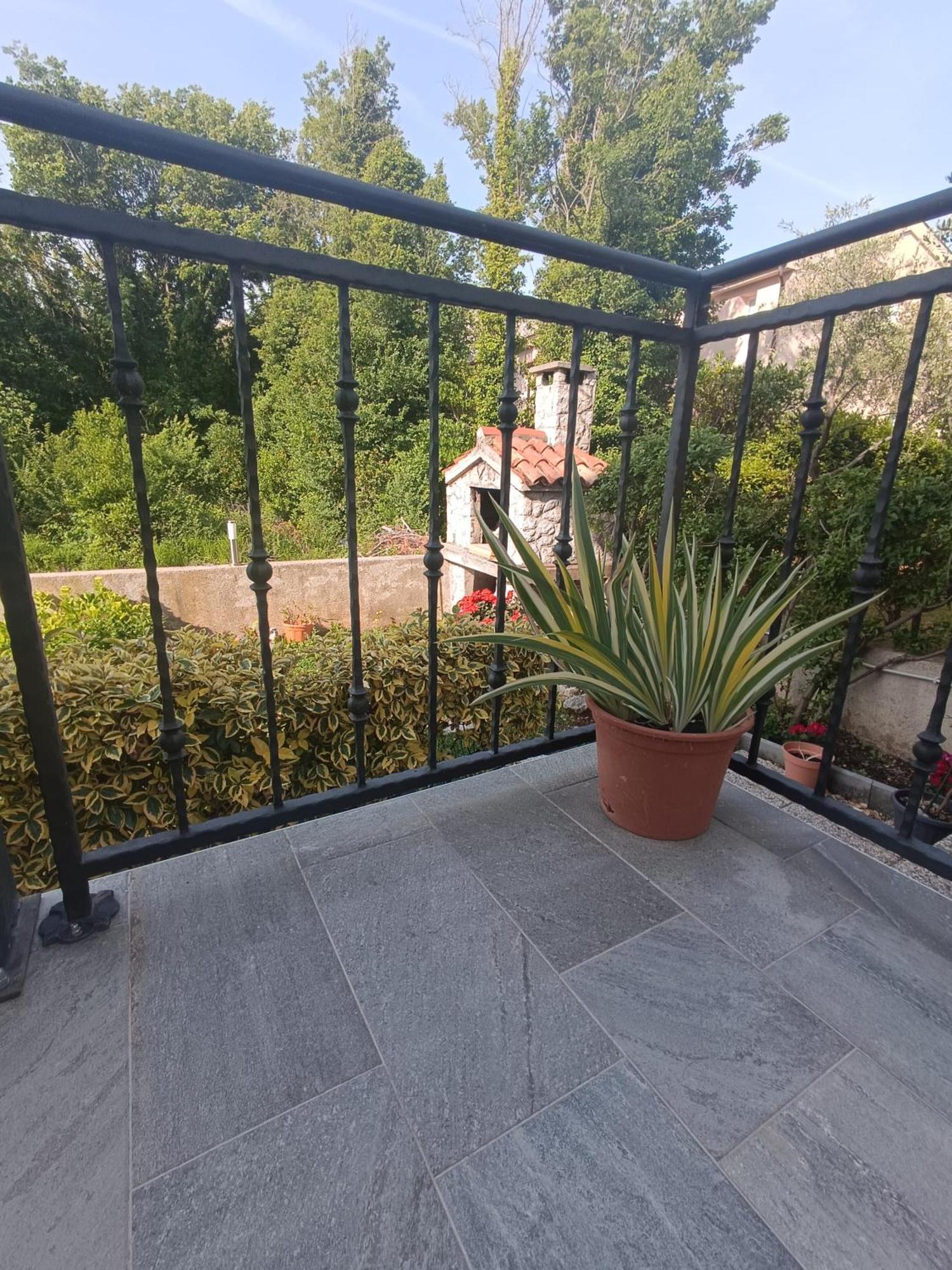Apartments Kraljic I Baška Exterior foto