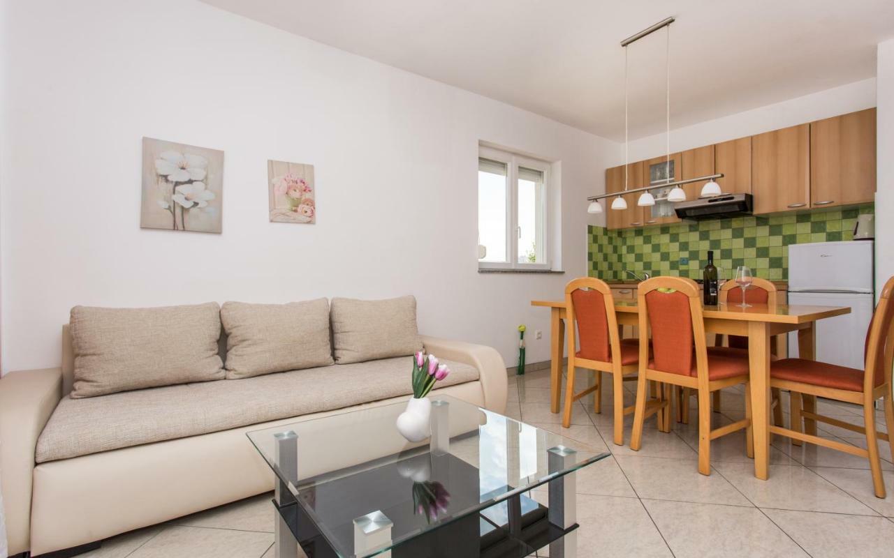 Apartments Kraljic I Baška Exterior foto